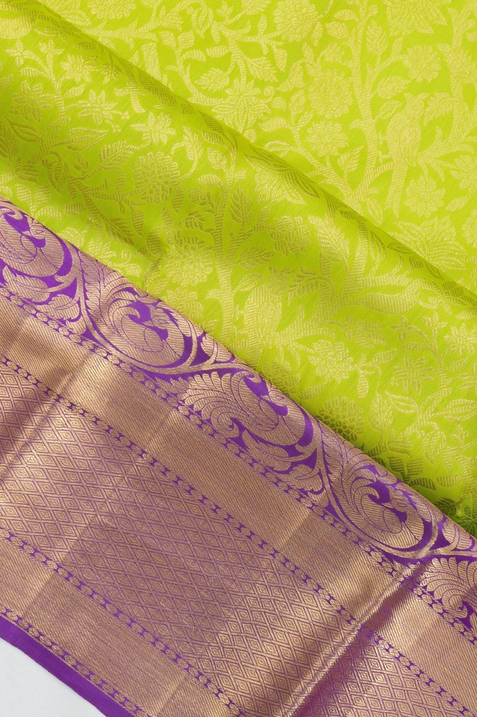 Parrot Green Kanchipuram Silk Saree - Image 2