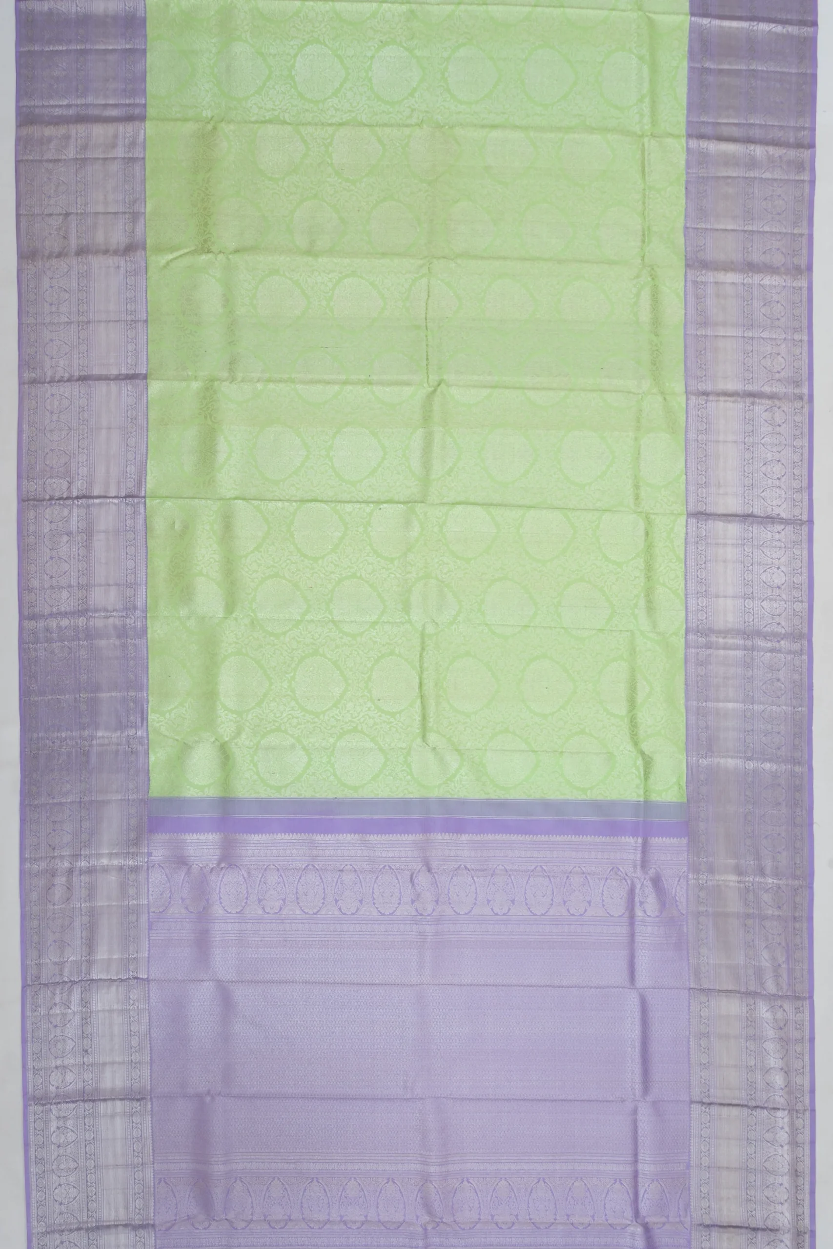 Parrot Green Kanchipuram Tissue Silk Saree - Image 4