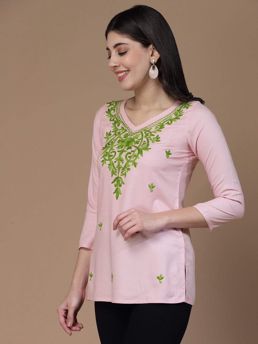 Falak Kashmiri Light Pink Kurti - Image 3
