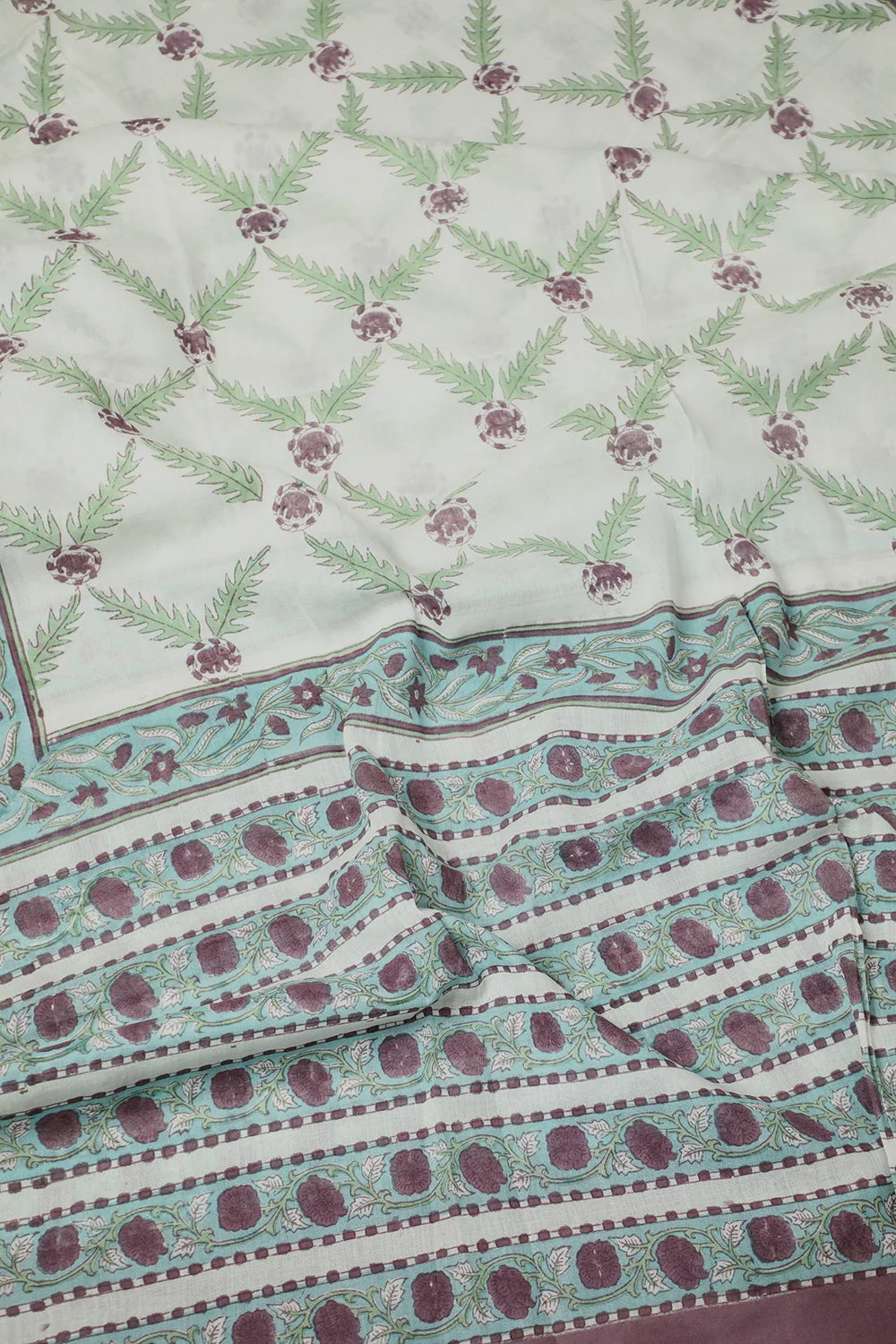 Floral Pattern on Cream Block Printed Mul Cotton Dupatta - Image 2